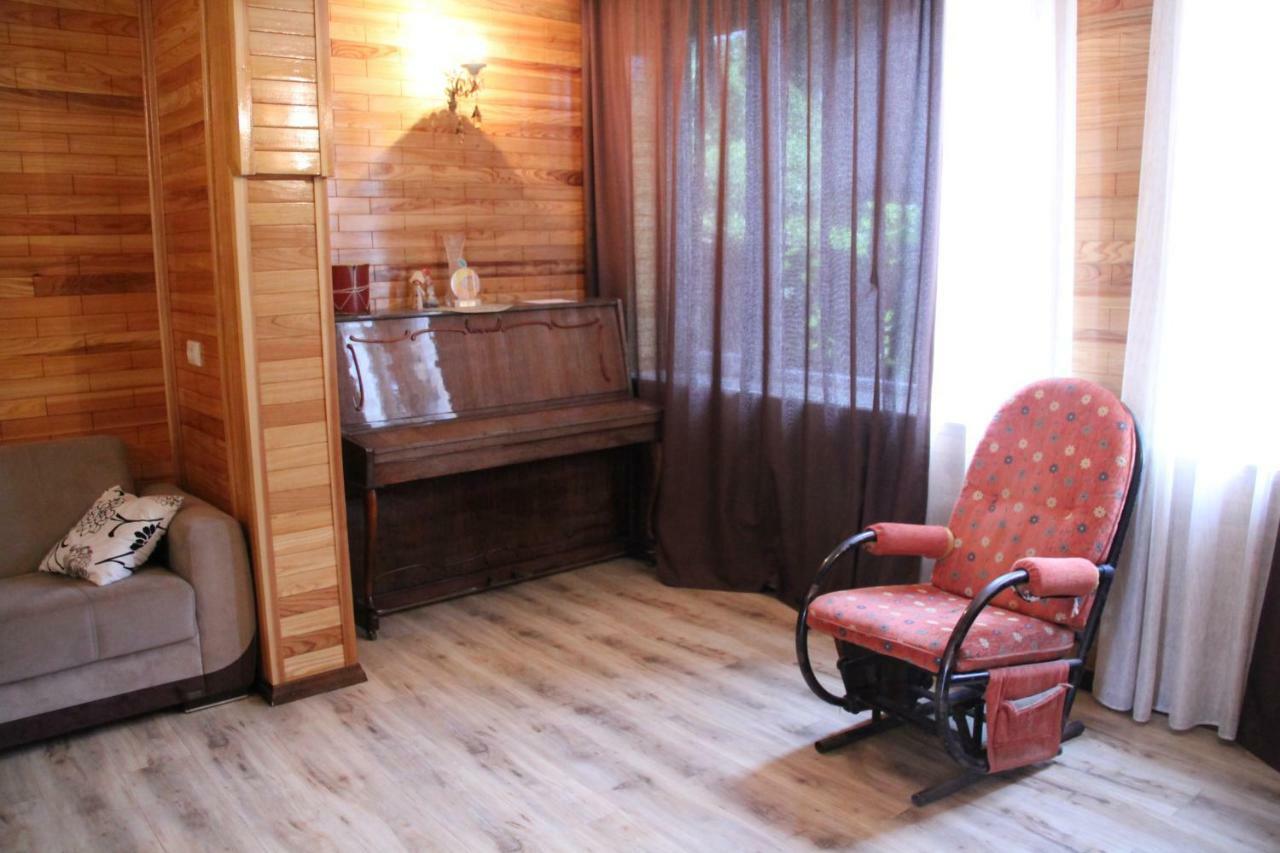 Lukas'S House Hotell Kobuleti Eksteriør bilde